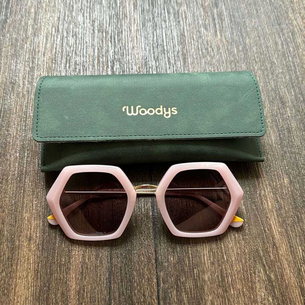 Woodys Claudia Sunglasses
